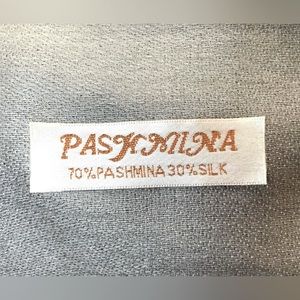 Pashmina wrap